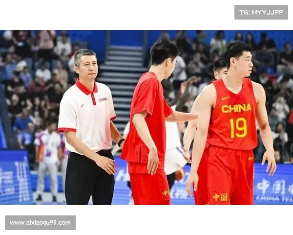 中国男篮激战世界杯迎战欧洲强队 备战策略曝光 聚焦球员表现与赛场气氛 中国男篮激战世界杯迎战欧洲强队 备战策略曝光 聚焦球员表现与赛场气氛